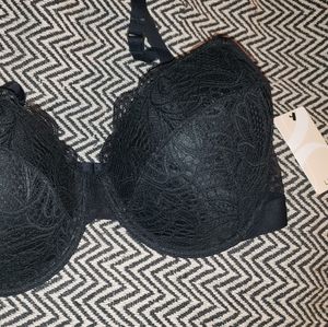 Lively lace bra NWT